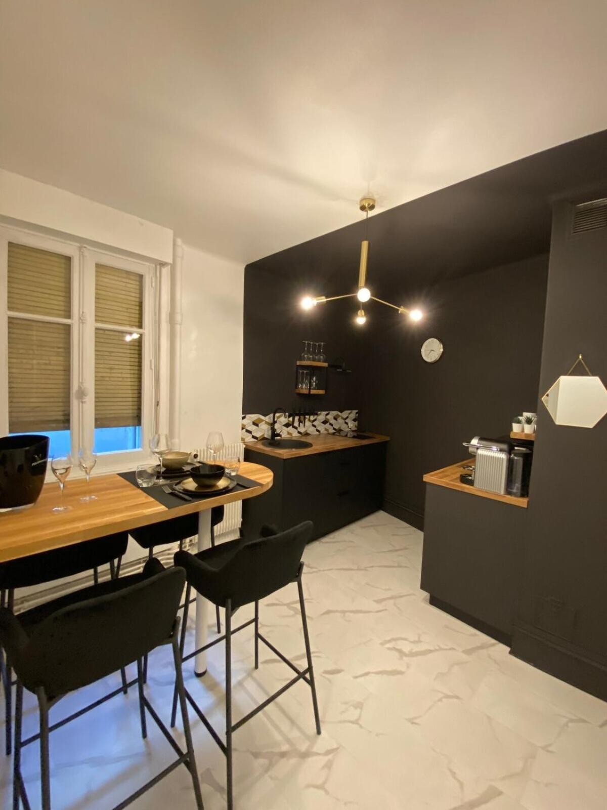 By Le Parvis Apartment Reims Luaran gambar